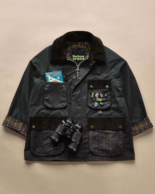 Barbour: Jakken som Kombinerer Britisk Tradisjon, Tidløs Stil og Slitestyrke