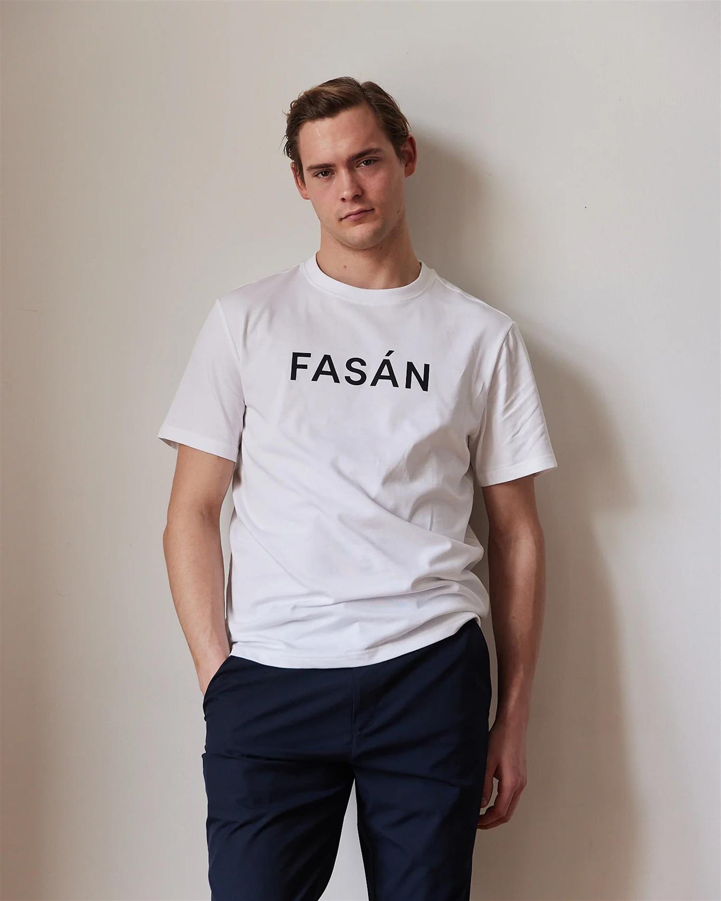T-SHIRT BIG LOGO