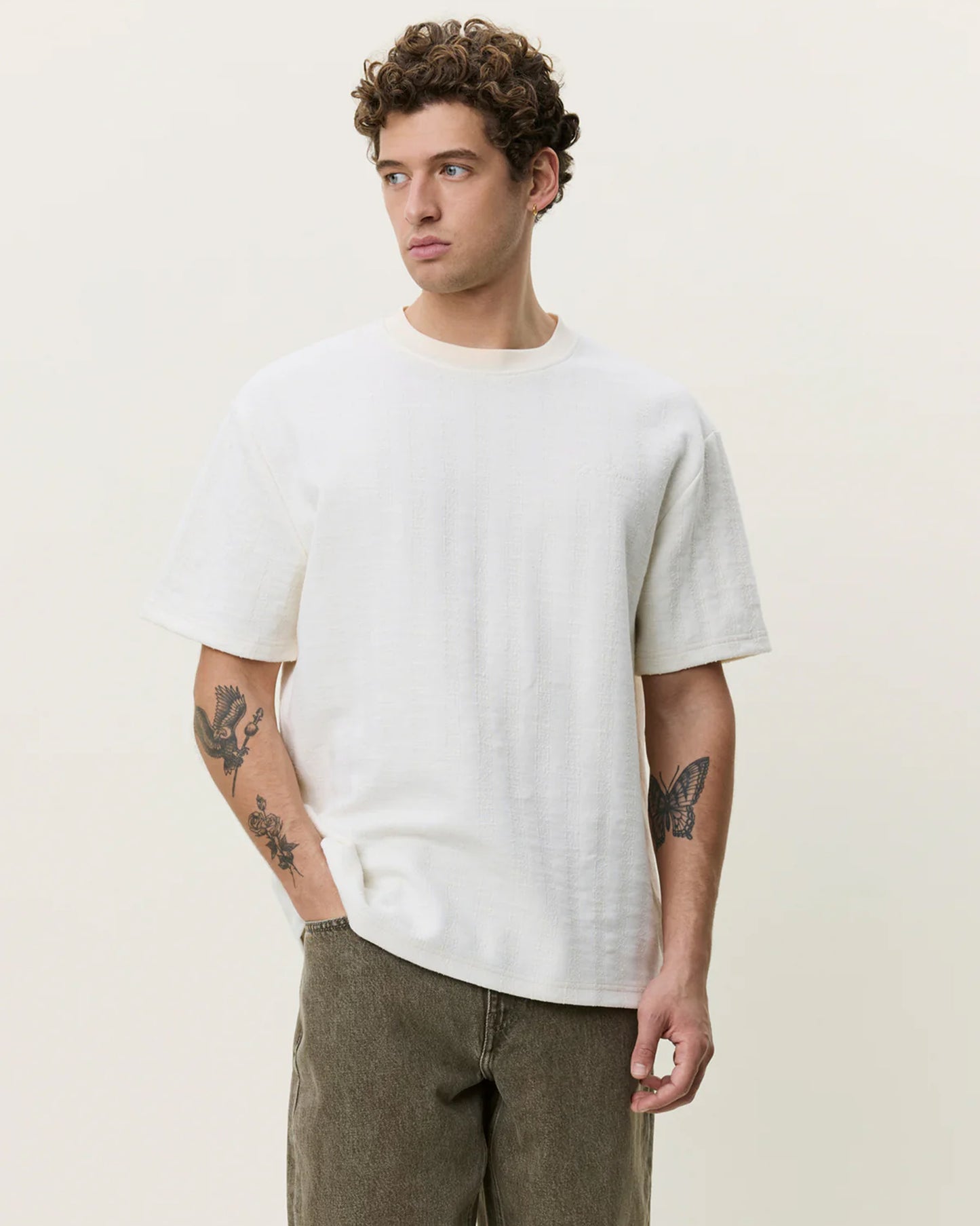 Les Deux Stripe Jacquard T-Shirt – Eggnog White