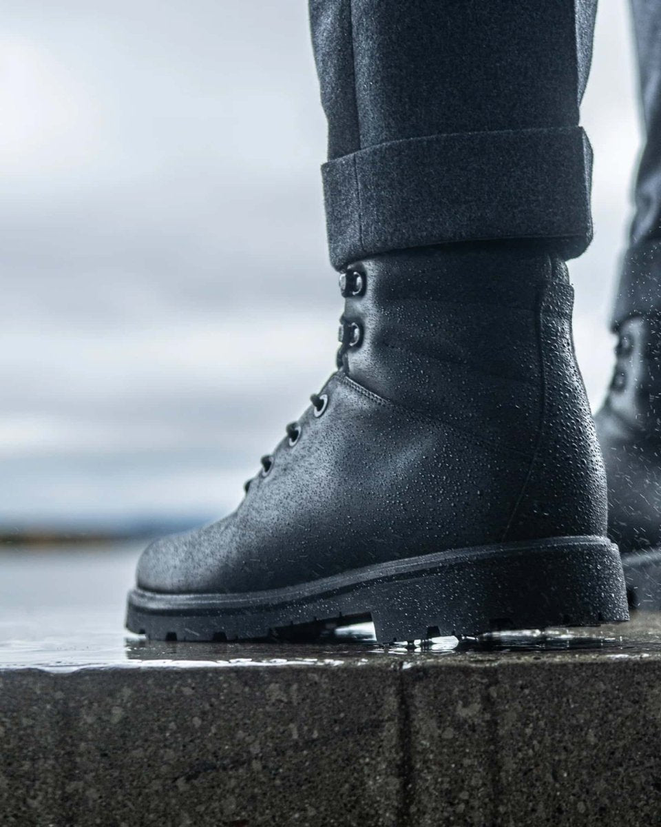 UBR Black Storm Boot - Mandy