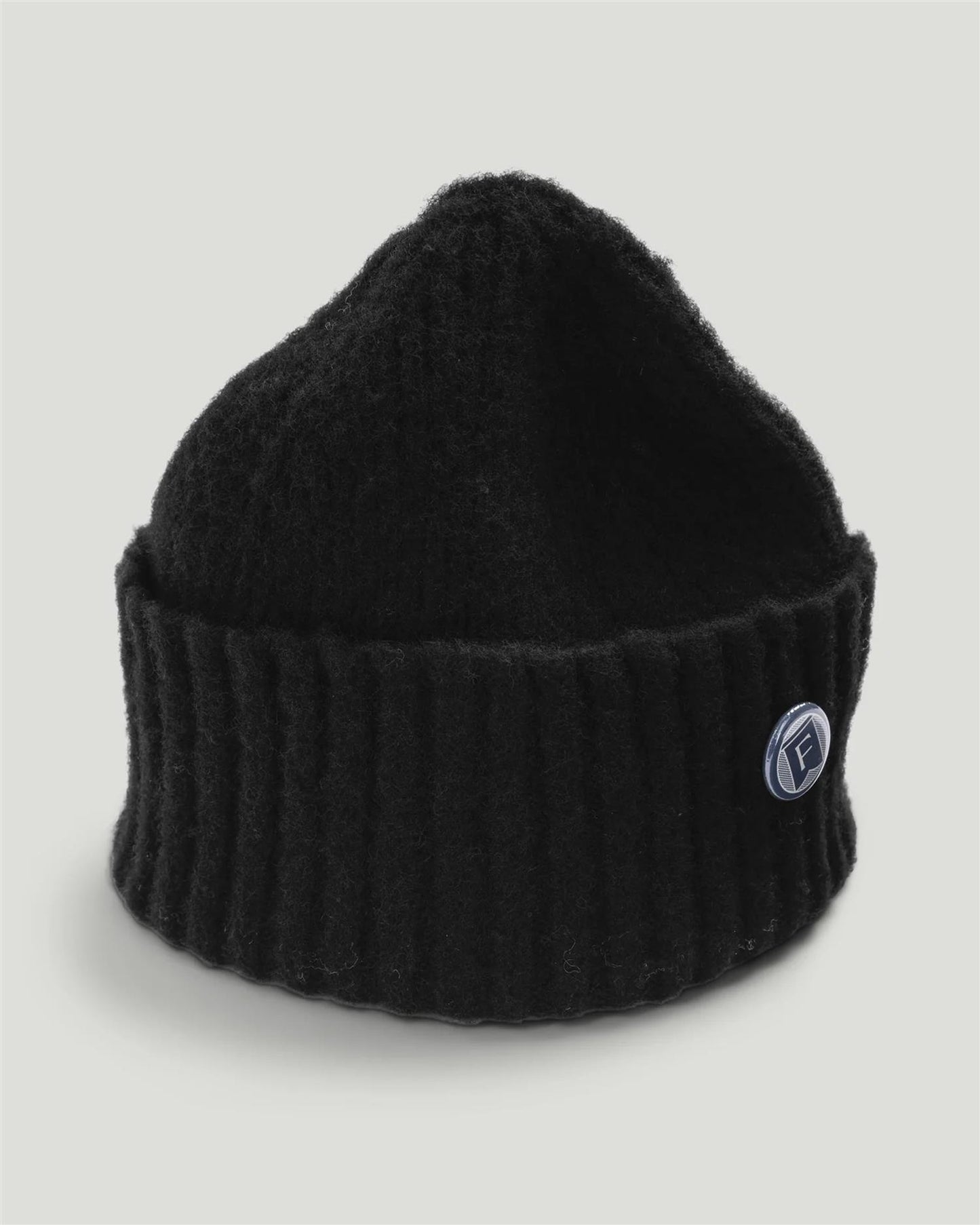 Fishtail Shaggy Beanie - Black