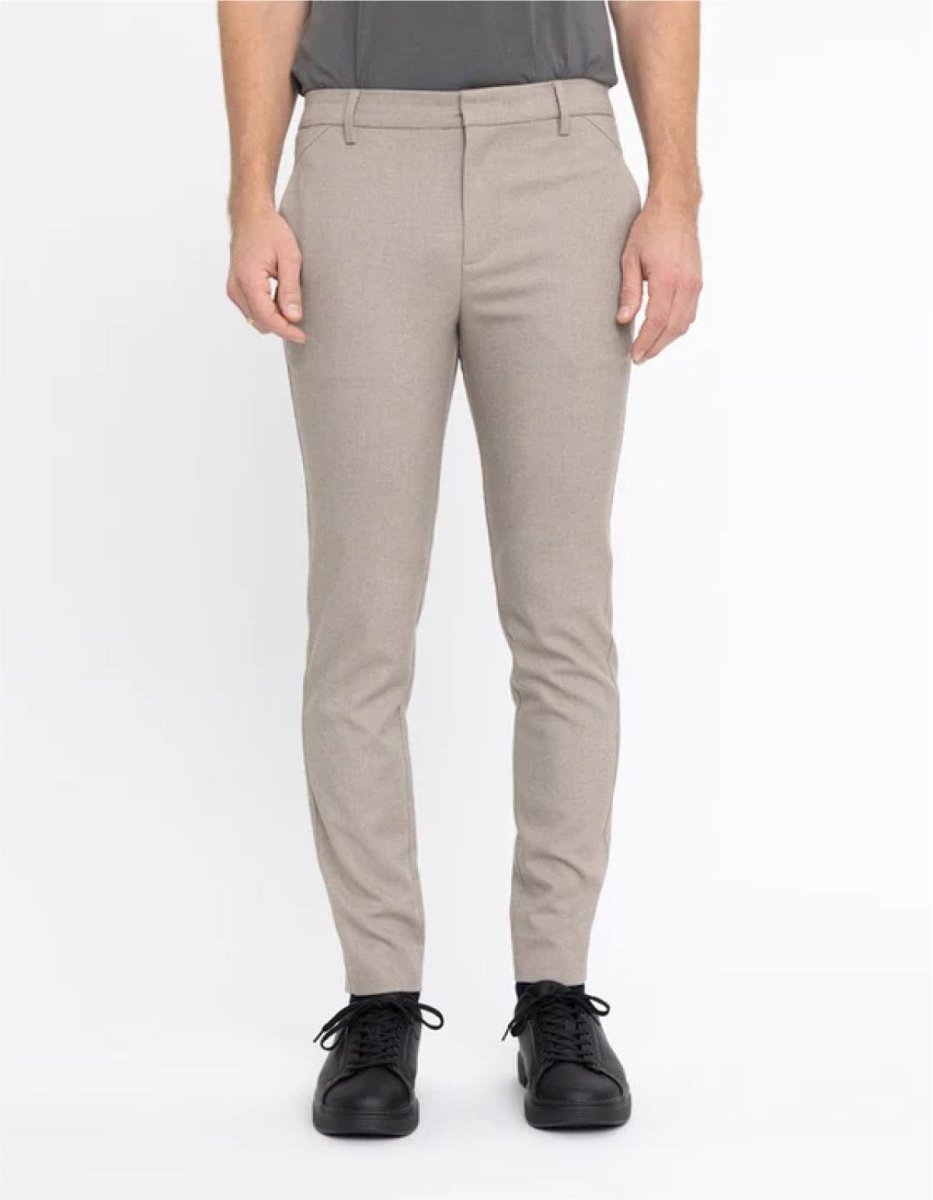 Plain Units Josh 438 - Mandy