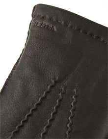 Matthew glove