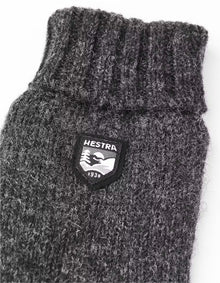Basic wool glove