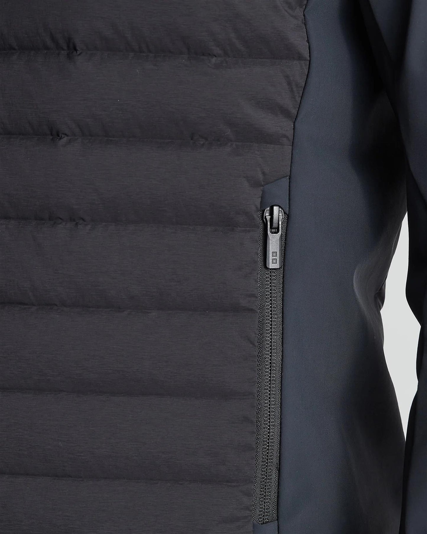 SUPERSONIC™ DELTA HYBRID JACKET