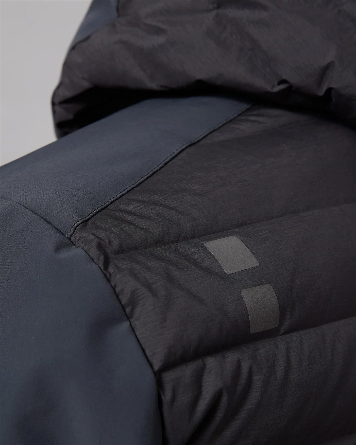 SUPERSONIC™ DELTA HYBRID JACKET