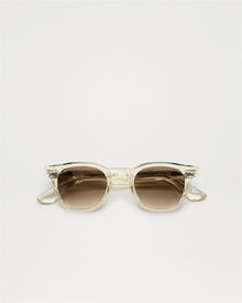 01 Pale Yellow
