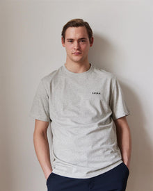 T-SHIRT GREY
