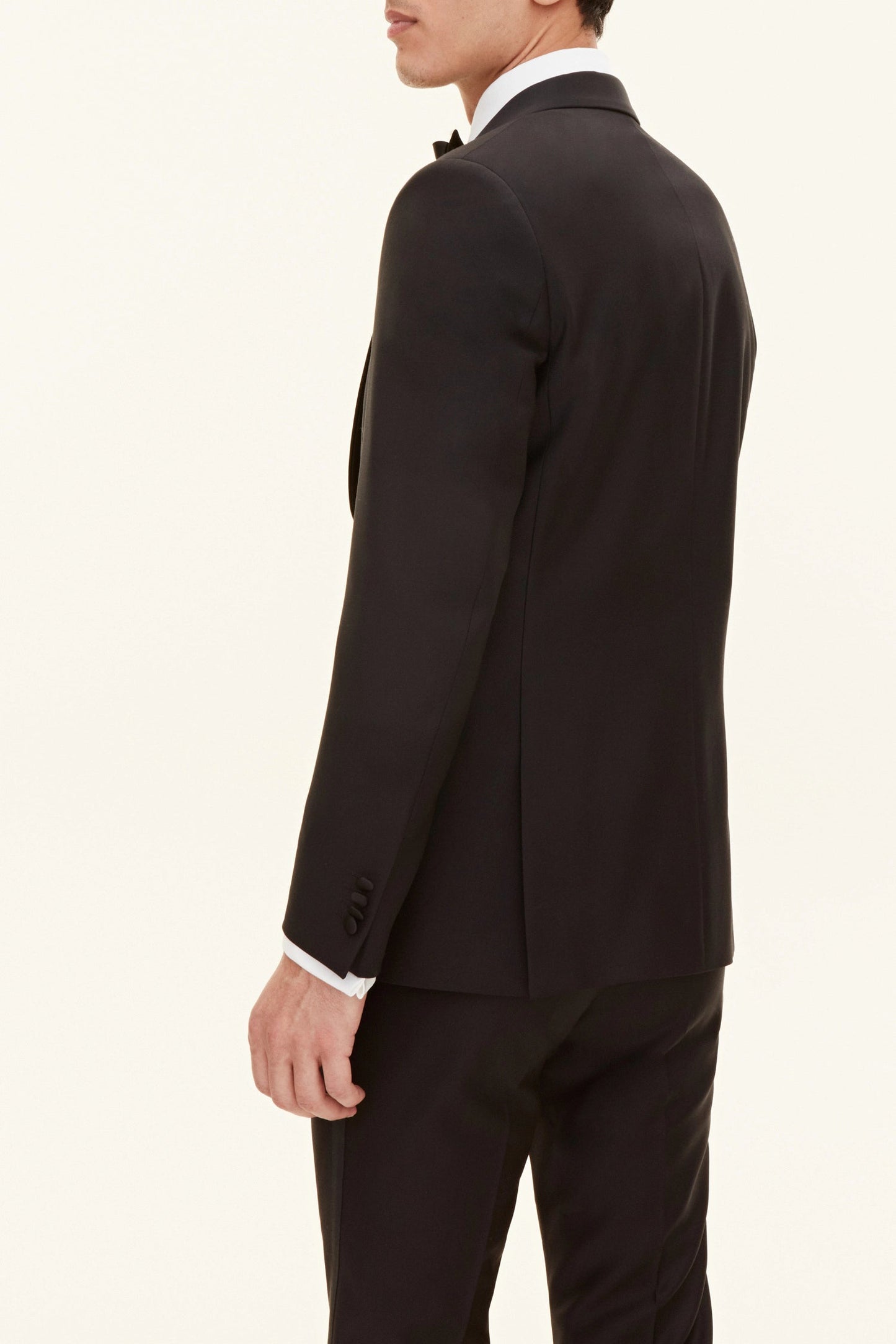 Oscar Jacobson Konfeksjon 58 / Svart Figaro Regular Fit Microstructure Smokingblazer
