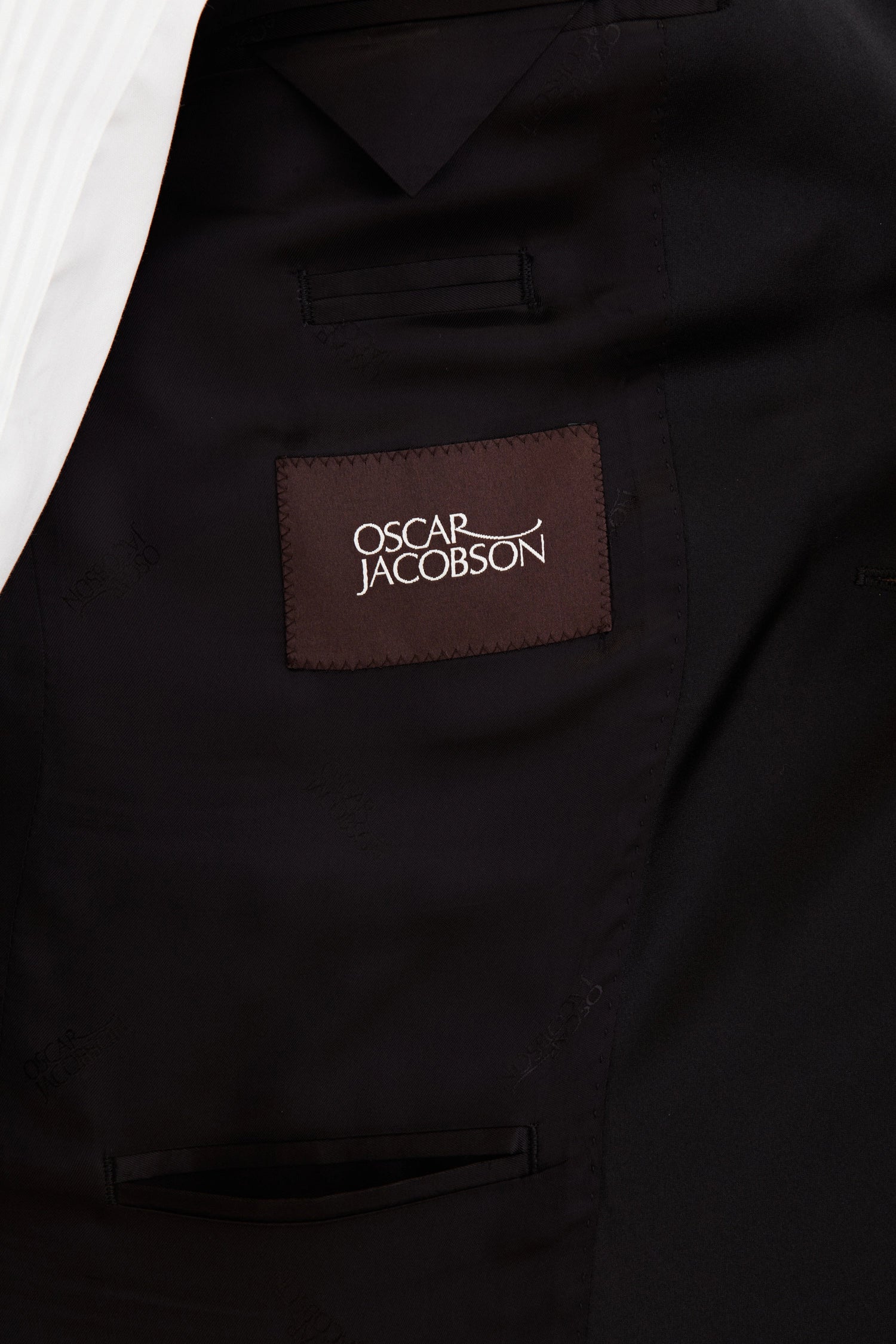 Oscar Jacobson Konfeksjon 58 / Svart Figaro Regular Fit Microstructure Smokingblazer