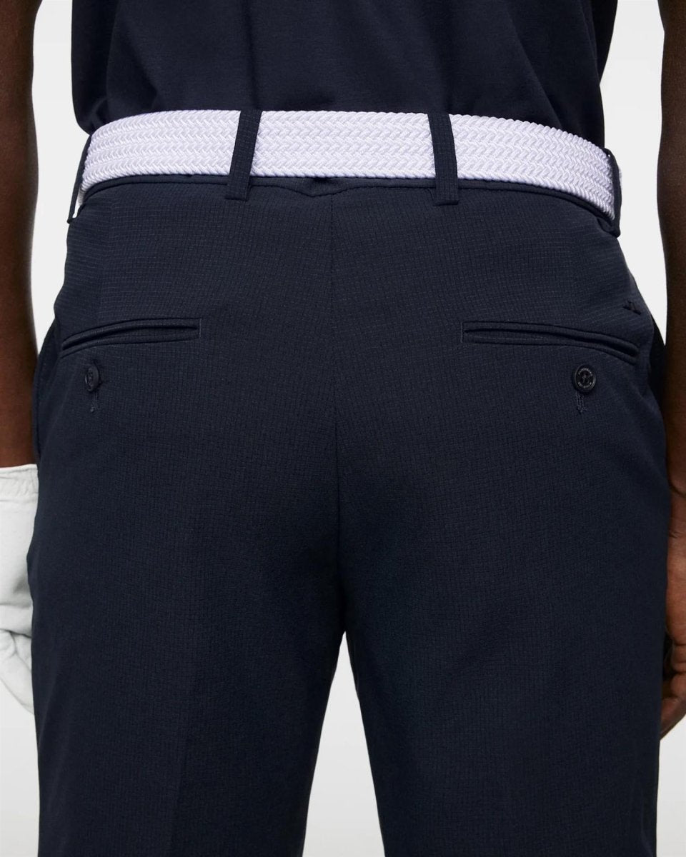 J.Lindeberg Vent tight golf shorts - Mandy